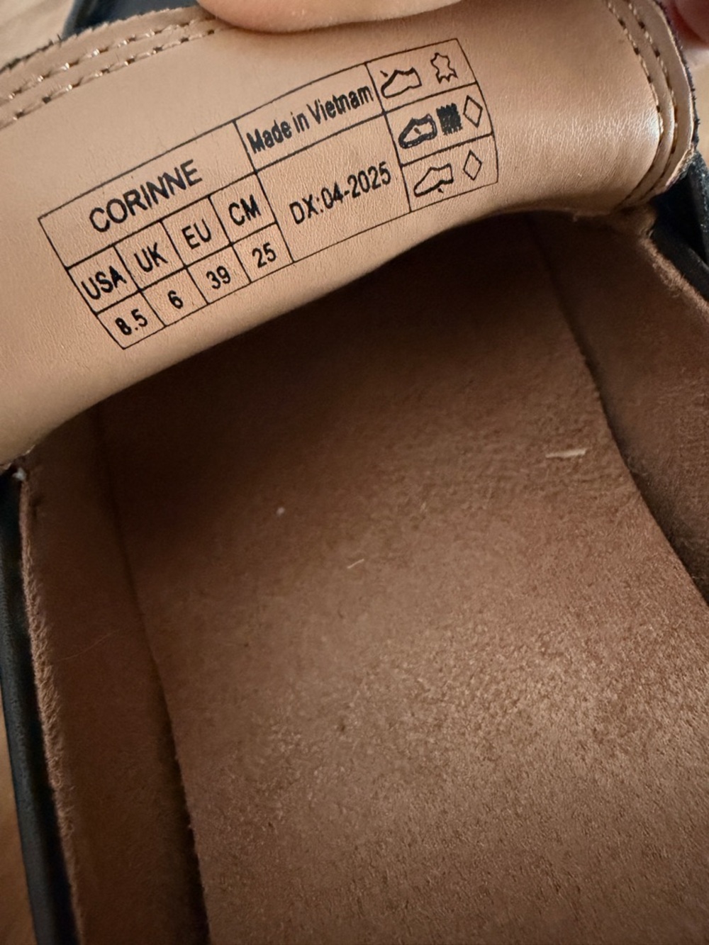 Vionic Black Leather Loafer - Picture 7 of 12